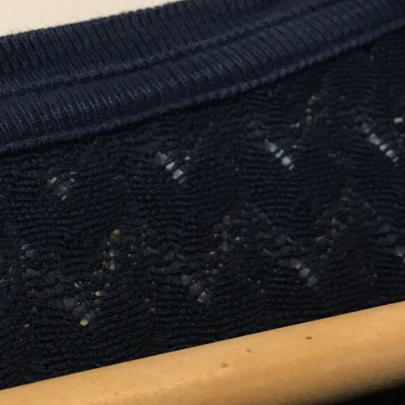 100% Cotton Bleu Gray Lace Shoulder 1/4 Button Down Dark Blue Top - XL - Picture 7 of 16